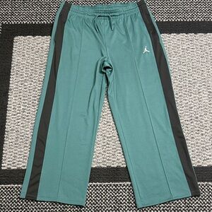 Jordan Track Pants Men’s XL Green Black Stripe Athletic Warm Up Pants Athleisure
